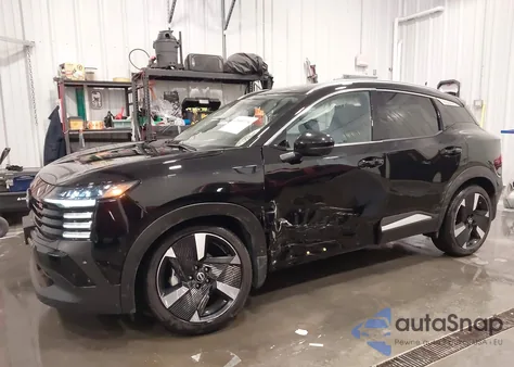 2025 Nissan Kicks Sr Intelligent Awd from USA, damaged, VIN 3N8AP6DB4SL320754